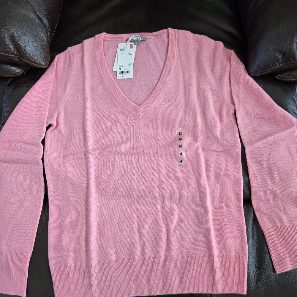 NWT 100% Cashmere Sweater